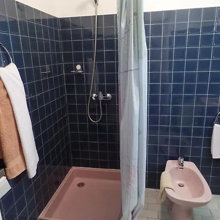 Revotel Hotell Aix-les-Bains