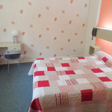 Hotell Revotel 2*