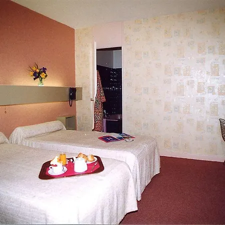 Revotel Hotell
