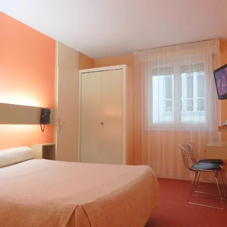 Revotel Hotell