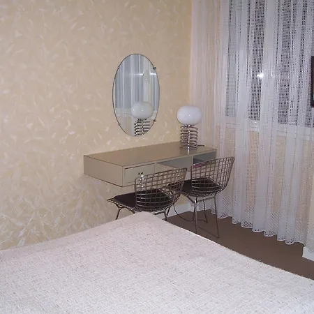 Hotell Revotel Aix-les-Bains