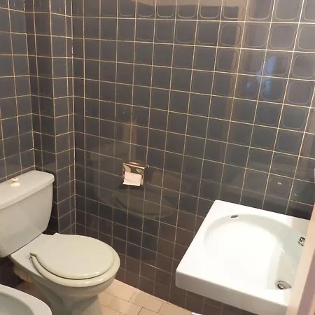 Revotel Hotell Aix-les-Bains