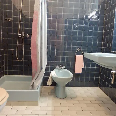 Revotel Hotell 2*